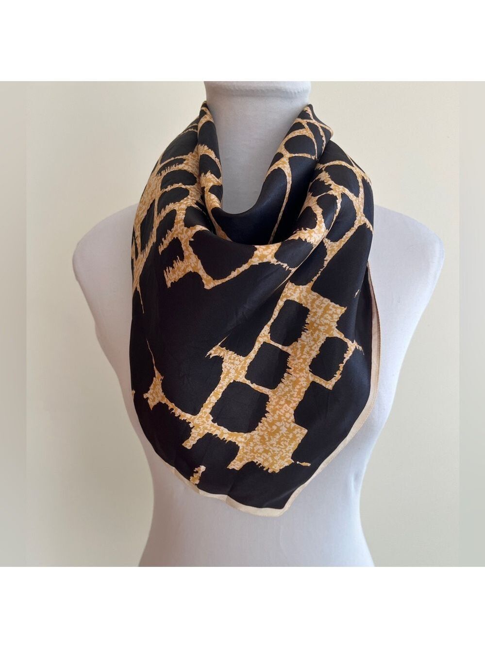 VINTAGE Abstract Pattern Square Neck Scarf Neutral Business Casual Chic